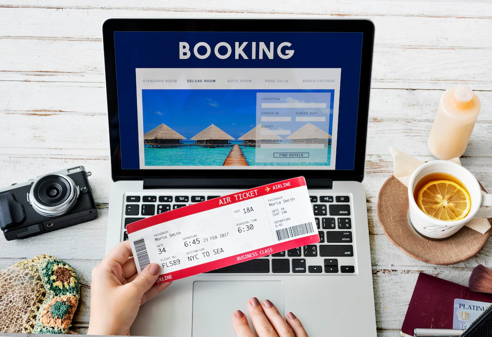 6 Smart Ways to Save on Airfare and Accommodation for USA Travel